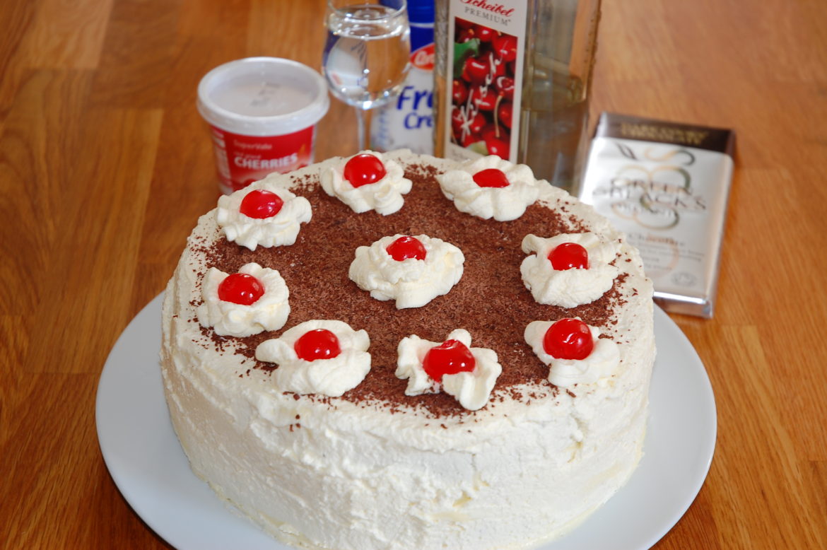 Black Forest Cake / Schwarzwalder Kirschtorte The best recipe!
